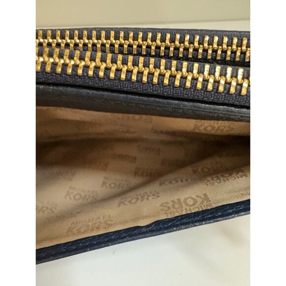 Michael Kors Fulton Crossbody Navy Leather - Picture 8 of 12